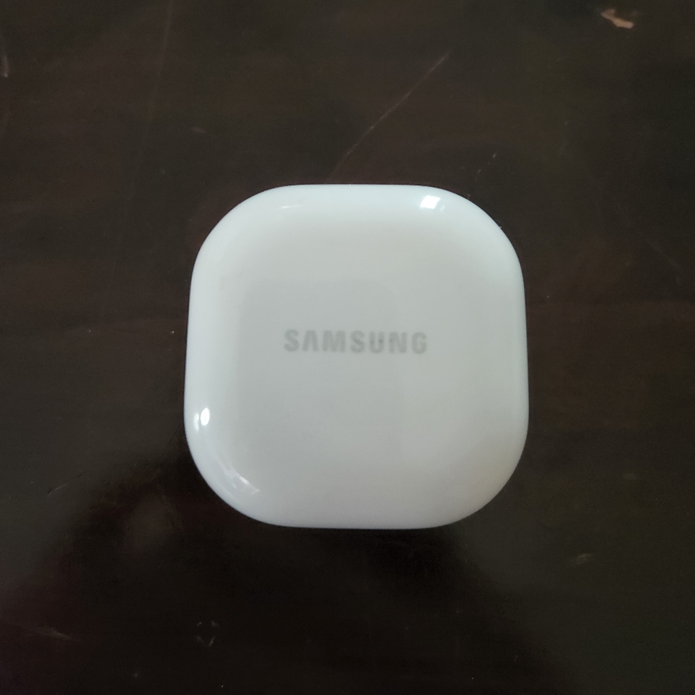 Samsung Galaxy buds 2